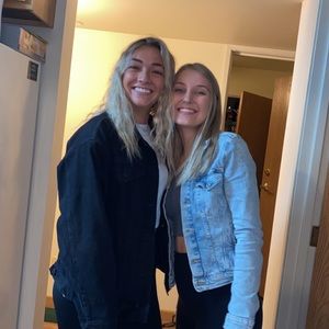 Meet your Posher, Olivia